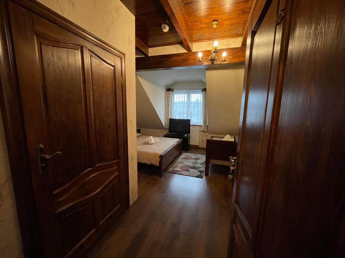 Hotel Tyrol I Restauracja Zycie Gruzji Osielsko Extérieur photo