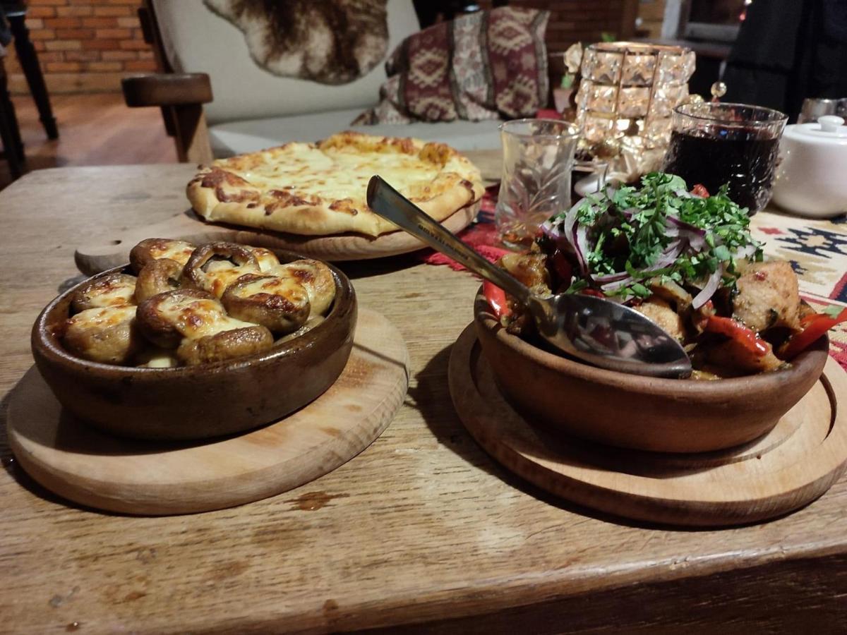 Hotel Tyrol I Restauracja Zycie Gruzji Osielsko Extérieur photo