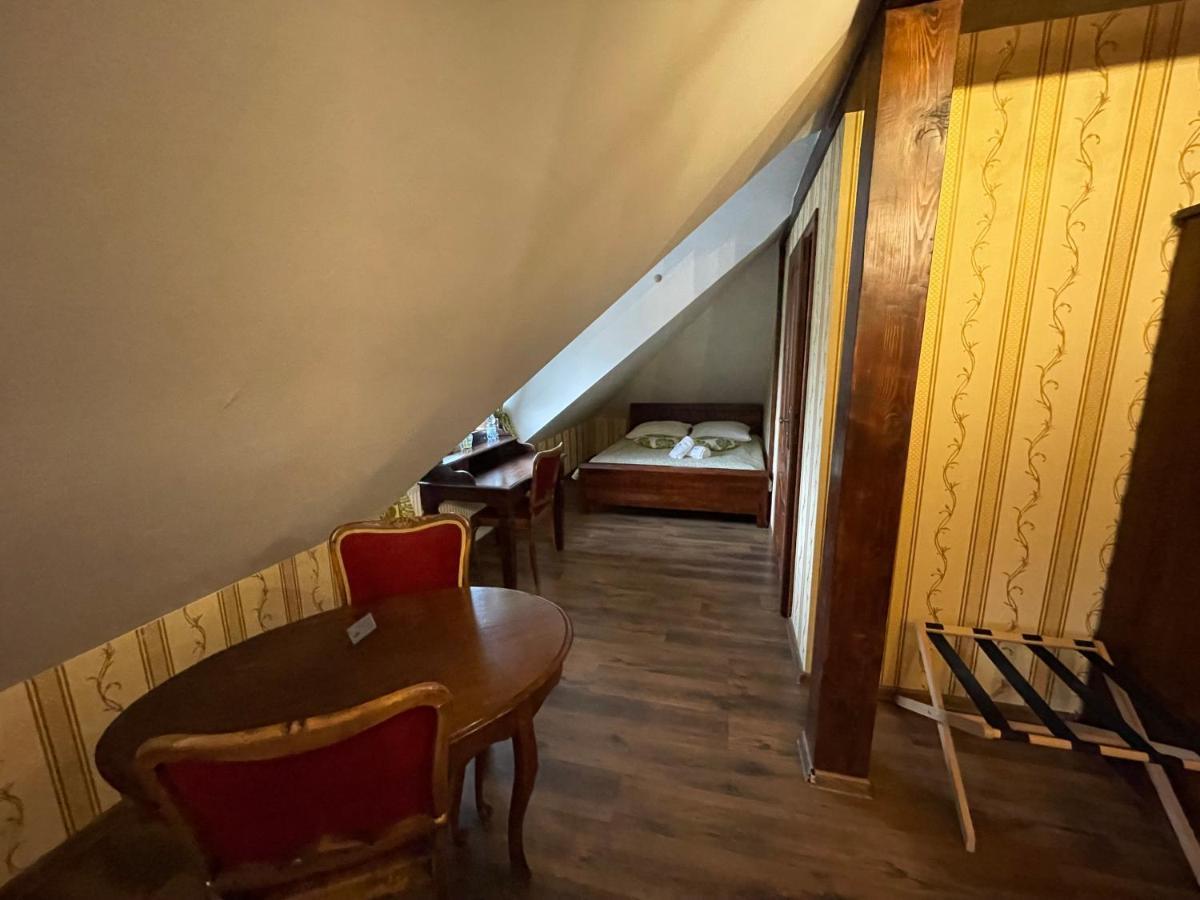 Hotel Tyrol I Restauracja Zycie Gruzji Osielsko Extérieur photo
