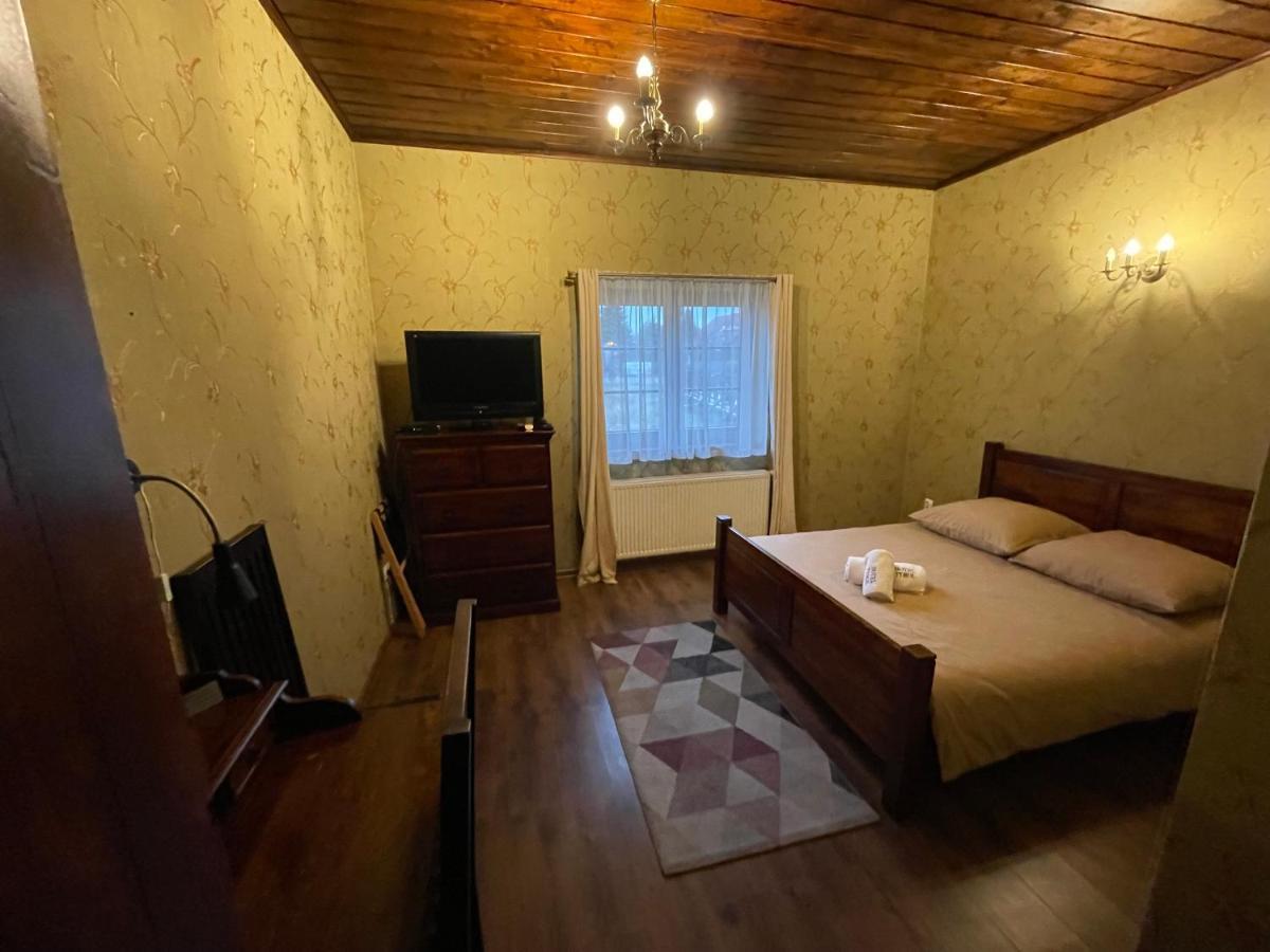 Hotel Tyrol I Restauracja Zycie Gruzji Osielsko Extérieur photo